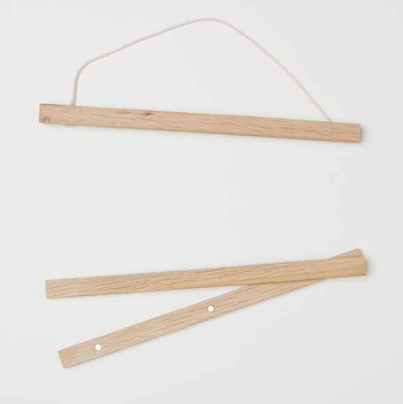H&M Wooden Poster Hanger/Frame - Picture 1 of 3
